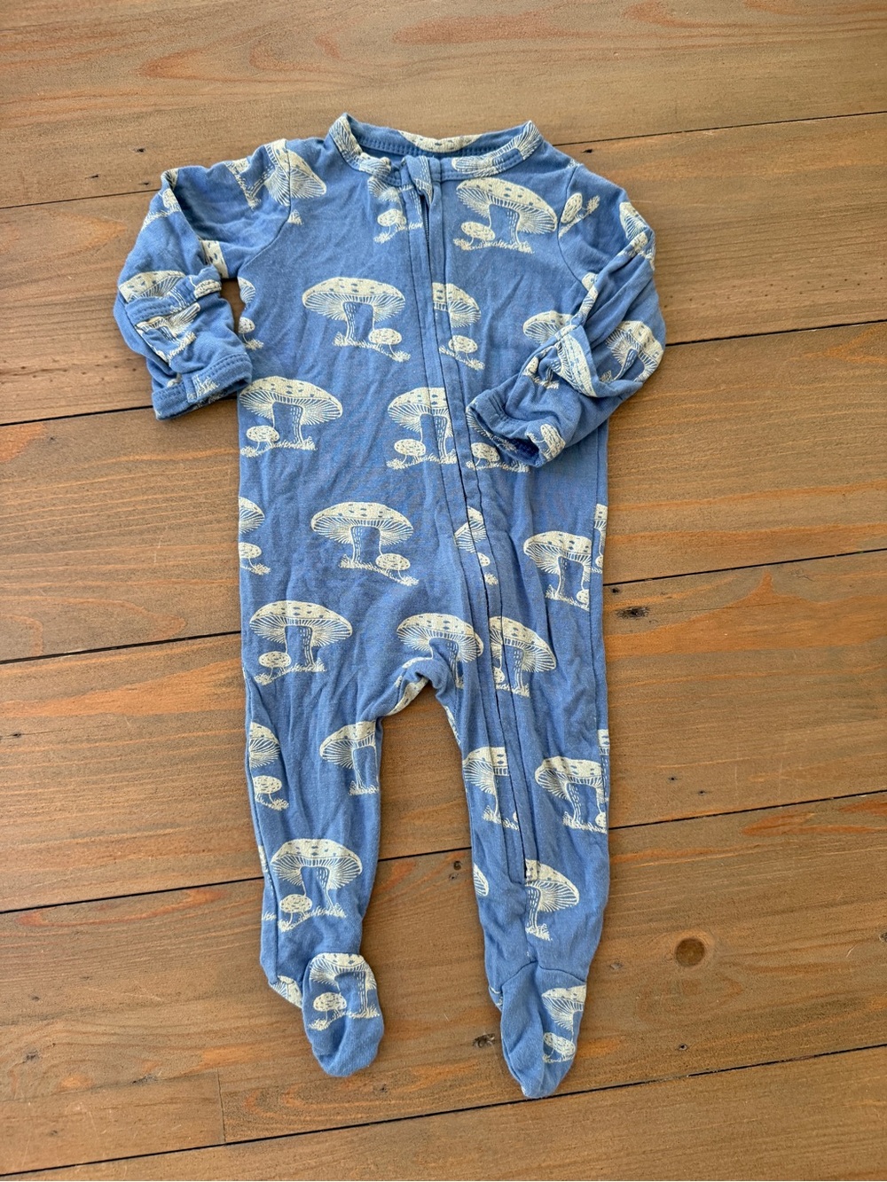 Like New Kate Quinn Two-Way Zip Mushroom Modal Footie - Newborn